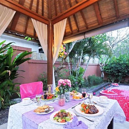 One Bedroom Private Villa Kuta เซมินยัค ภายนอก รูปภาพ