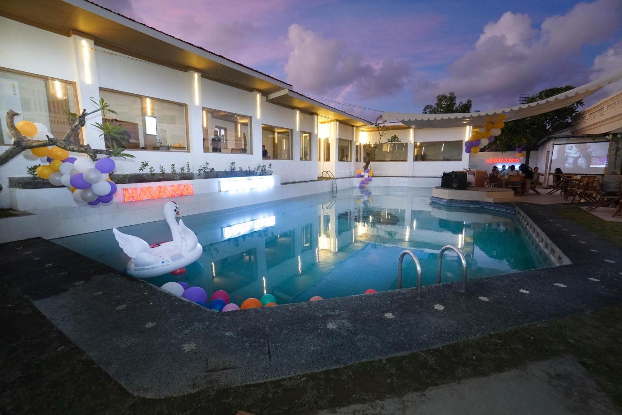 One Bedroom Private Villa Kuta เซมินยัค ภายนอก รูปภาพ