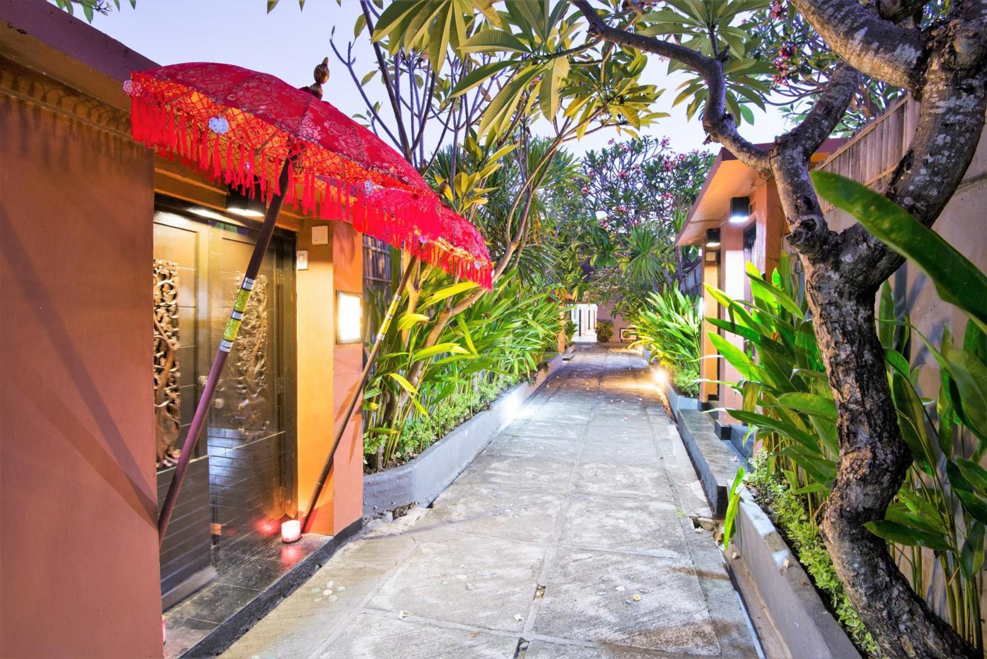 One Bedroom Private Villa Kuta เซมินยัค ภายนอก รูปภาพ